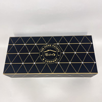 Boîte en papier rigide imprimé noir blanc avec logo personnalisé Boîtes cadeaux en carton pliantes recyclables pour vêtements chaussures matériaux recyclés