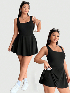 Robe de yoga noire personnalisable avec logo, dos croisé, col en U, jupe courte de golf, combinaison de fitness très élastique pour femme - Product Image 2
