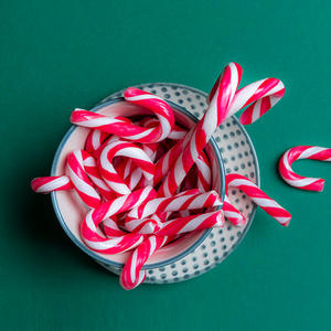 Bonbons de Noël Candy Canes Saveur de fruits Sour Cherry Candy Canes - Product Image 3