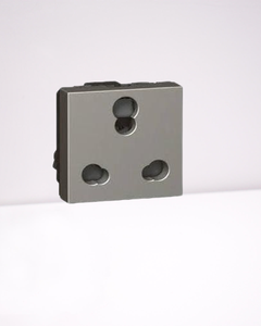 Prise murale en aluminium robuste, 3 prises, 13A, 230V, prise de courant avec mise à la terre pour usage résidentiel, bureau, commercial - Product Image 1