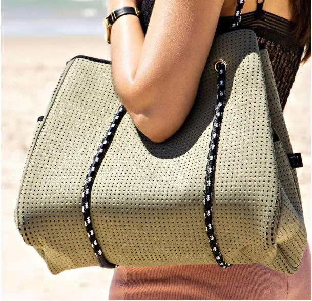 Женская сумка на плечо, пляжные сумки для бассейна, сумка-тоут из неопреновой ткани SBR в полоску, новинка 2021, модная большая Неопреновая дорожная сумка для тренажерного зала