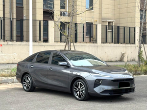 Vente en gros 2025 Nouvelle ROEWE D6 Autonomie de 450 km <span class=keywords><strong>Voiture</strong></span> compacte 100% électrique 4 portes 5 places Berline <span class=keywords><strong>Voiture</strong></span> électrique <span class=keywords><strong>Voiture</strong></span> d'occasion - Product Image 3
