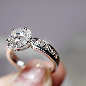 Anello con Diamante F797, Taglio Brillante Rotondo, Diamante Naturale, Gioiello Classico da Donna per Fidanzamento - Product Image 2