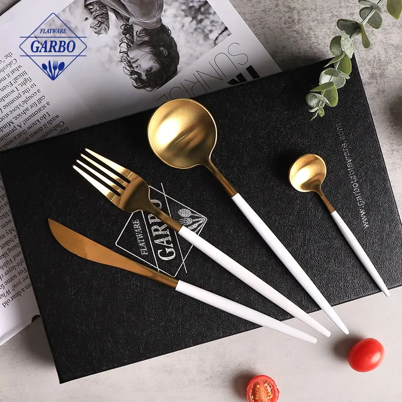 18/10 Matte Cutlery Gold Plated International Stainless Steel Flatware 16pcs Portugal Cutlery Set with White Handle for Wedding