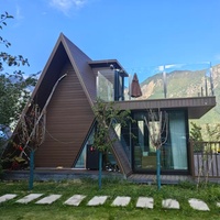Cabine de glamping triangulaire extensible avec grandes fenêtres en verre, porte de sécurité en acier, salon, protection de l'environnement