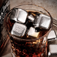 Usine personnalisé hexagone mini métal Cocktail ensemble d'outils whisky nouveauté vin réutilisable en acier inoxydable glaçons pierres fournisseurs