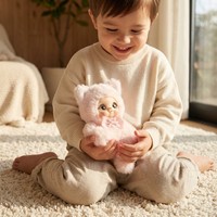 Pendentif Ours Kawaii Assis - Figurine Mignonne de Simulation, Porte-clés Anti-stress avec Rembourrage en Coton PP et Matière Douce