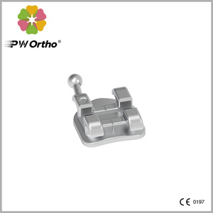 Brackets métalliques conventionnels à bords lisses axés sur le patient, minimisant l'inconfort pendant l'usage quotidien de l'orthodontie - Product Image 5