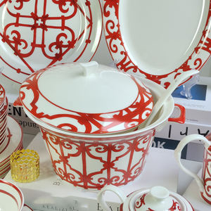 ชุดรับประทานอาหารศิลปะตัดกระดาษลายราวบันไดสีแดงสไตล์นอร์ดิก58ชิ้น - Product Image 3