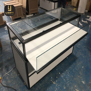 Gabinete de Joyería de Madera Sólida Personalizado con Interior de Terciopelo Iluminado con LED y Cerradura de Seguridad, Hecho de Nogal Premium para Tiendas Clásicas - Product Image 4