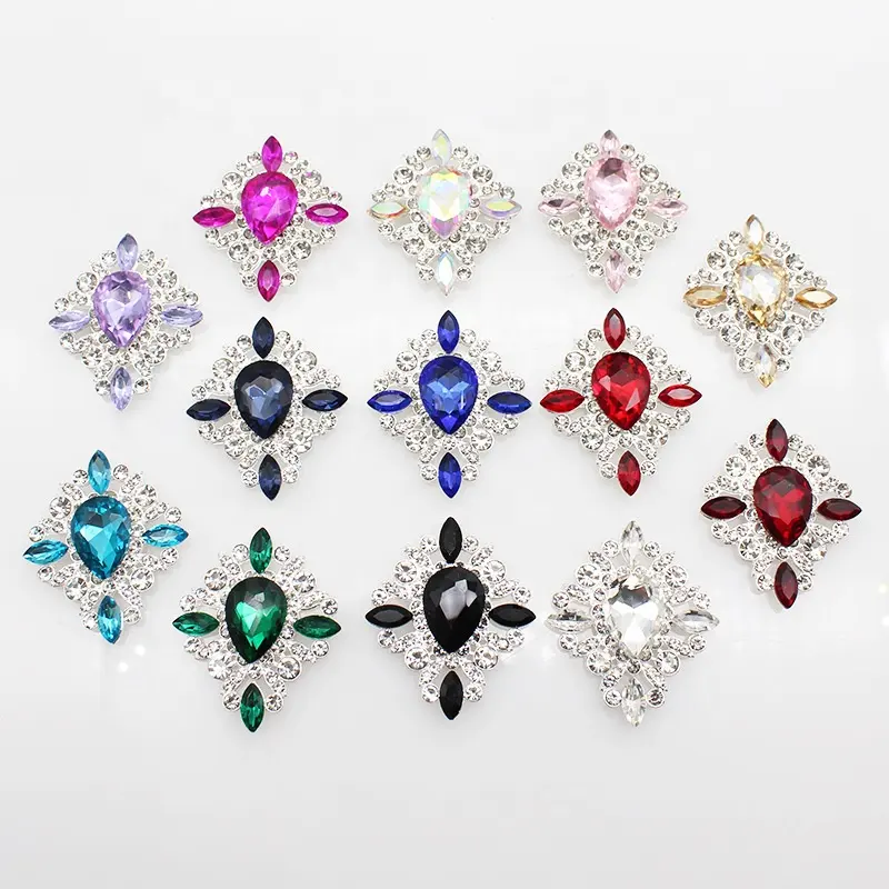 Fabrik kostenlos benutzer definierte verschiedene Strass Kristall Schnallen Großhandel billig DIY Diamant Knöpfe