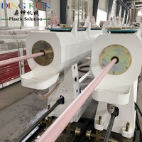 Machine à fabriquer des tuyaux en PVC, ligne d'extrusion de tuyaux d'alimentation en eau, machine à tubes en PVC plastique, un pour deux extrudeuses de tuyaux en PVC, fabricant