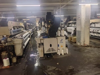 HJW822 170-360cm Métier à tisser à jet d'eau à commande électronique automatique Dobby CAM pour tissus en fibres chimiques avec moteur et engrenages