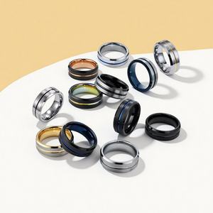 Offre spéciale Bague en tungstène pour hommes de 8mm Vente en gros Bagues en carbure de tungstène étanches en or 18 carats poli plaqué pour hommes - Product Image 1