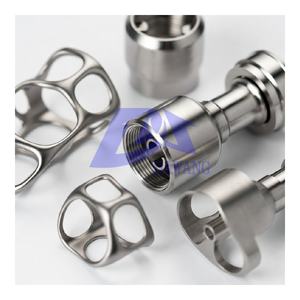 Service de fabrication CNC et d'électroérosion à fil en acier inoxydable 316LVM sur mesure pour boîtiers de dispositifs implantables et outils de guidage chirurgical - Product Image 1