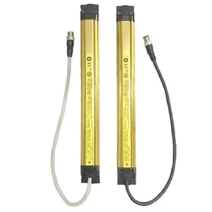 Safety <b>Light</b> <b>Curtain</b> F3SJ-E0865P25 F3SJ-E0865N25 F3SJ-E0945P25 25mm Resolution PNP NPN Output for Industrial Automation - Product Image 3