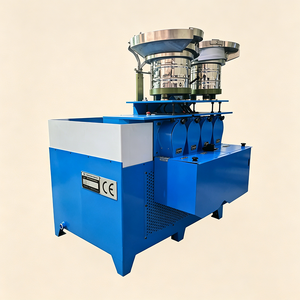 Machine <span class=keywords><strong>de</strong></span> taraudage servo M16 <span class=keywords><strong>M32</strong></span> à alimentation entièrement automatique offrant des performances stables pendant <span class=keywords><strong>de</strong></span> longues heures <span class=keywords><strong>de</strong></span> traitement des écrous - Product Image 1