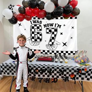 Banner per Festa di Compleanno 'Da 6 a 7 Anni' a Scacchi Bianco e Nero, Decorazioni Divertenti per il 7° Compleanno - Product Image 4