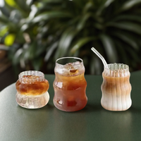 Tasse à fil de verre borosilicaté à bande verticale Mode moderne grande capacité Jus de fruits thé à bulles verre tasse à café glacée