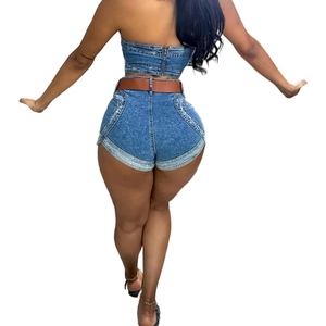 Ensemble 2 pièces décontracté pour femme : Haut bustier sexy et short en jean délavé à motif cœur, très élastique, tendance - Product Image 4