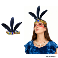 Bandeau PESENAR en diamant bleu plume noire, exquis et unique, mettant en valeur les caractéristiques tribales des tenues de style indien