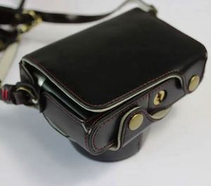 Kostenlose Probe: PU-Leder Kameratasche mit Batterieöffnung für Leica <span class=keywords><strong>D</strong></span>-<span class=keywords><strong>LUX7</strong></span> <span class=keywords><strong>D</strong></span>-LUX 7 <span class=keywords><strong>LUX7</strong></span> - Product Image 3