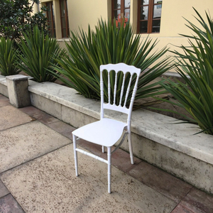 Offres Spéciales <span class=keywords><strong>Vente</strong></span> en gros <span class=keywords><strong>Prix</strong></span> le plus bas Mrdern Chaise de mariage en plein air Chaise Napoléon en plastique pp blanc - Product Image 1