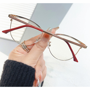 Monture optique 2022 2023 oro sopracciglio rosso marrone tawny metallic frame anti blue light pretty women occhiali da vista per gatti femminili - Product Image 4