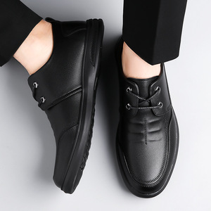 Mocassins en cuir pour hommes, bout rond, à enfiler, semelle souple en caoutchouc, chaussures décontractées de printemps pour pieds larges - Product Image 4