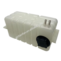 Pièces de machines de construction de haute qualité 4700392313 Réservoir d'eau pour radiateur CA250