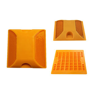 चिंतनशील प्लास्टिक रोड स्टड - Product Image 3