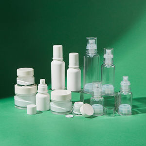 Ensemble de flacons cosmétiques en verre et plastique vides, pots à crème rechargeables, flacons pompe et vaporisateurs pour emballages de soins de la peau, fabriqués en Chine - Product Image 2