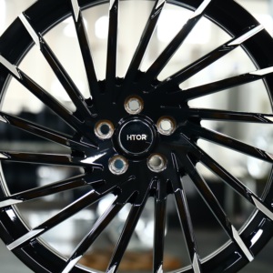 Cerchi Forgiati HTOR Personalizzati 18 19 20 Pollici 5x114.3 Nero Lucido con Faccia Lavorata, Adatti per ES300h IS350 GS <span class=keywords><strong>F</strong></span> Sport Auto da Corsa e Passeggeri - Product Image 4