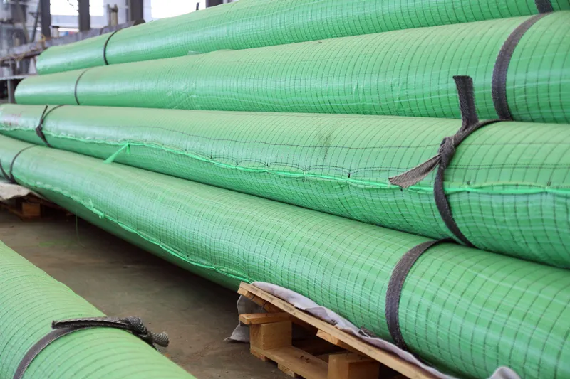 โพรพิลีนทอ Geotextile วัชพืชทางการเกษตรเสื่อทอถุงทรายพลาสติก