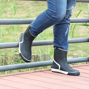 <span class=keywords><strong>Botas</strong></span> <span class=keywords><strong>de</strong></span> <span class=keywords><strong>agua</strong></span> <span class=keywords><strong>de</strong></span> caña media YL3618 al por mayor para hombre, impermeables, transpirables, antideslizantes y resistentes al desgaste, <span class=keywords><strong>de</strong></span> goma. - Product Image 5