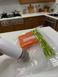<strong>Portable</strong> Rechargeable Mini <strong>Vacuum</strong> Sealer Handheld Lithium Battery <strong>Vacuum</strong> Machine Reusable Plastic Material Sealing Food <strong>Vacuum</strong> - Product Image 4