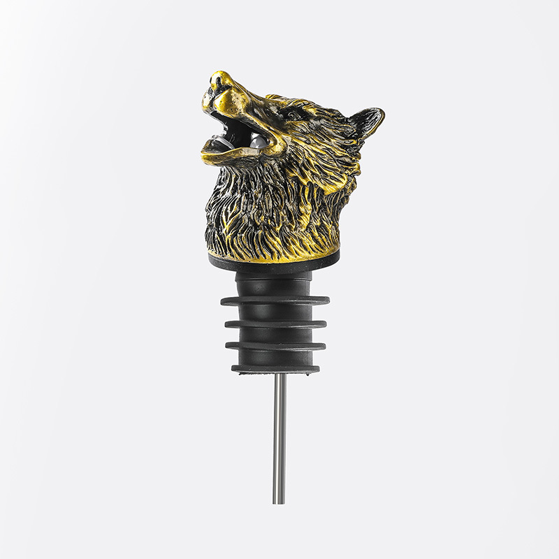 wine pourer-wolf