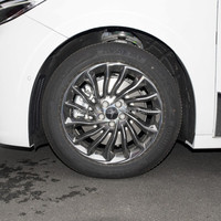 Voyah Dreamer Minivan 7 asientos y 4 vehículos Coche 4wd Lujo Mpv Lantu Chasing Light 580km Alcance