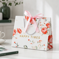 Sac cadeau écologique en papier à motif floral rose, avec logo personnalisé, ruban, nœud et poignée imprimée or, pour dragées de mariage, vente en gros