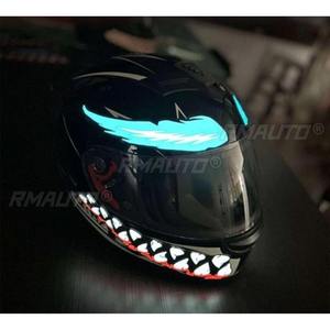 Tira de Luz LED Luminosa para Casco de Motocicleta Brighten PET Venom, Versión con Batería Seca - Product Image 1