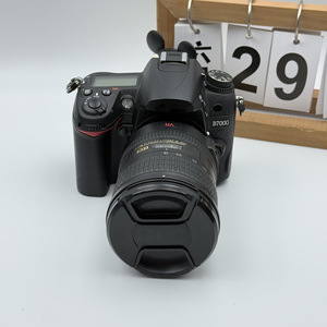 90% New Nikonn D7000 with 18-200mm lens 16.2MP Full HD APS-C Professional Camera - Product Image 2