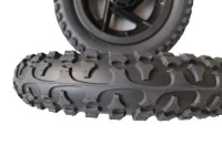 Pneu en caoutchouc d'origine 10x2 10 pouces roue pneumatique 10x2 avec chambre à air de 10 pouces pour roue de poussette de vélo d'équilibre de Scooter électrique