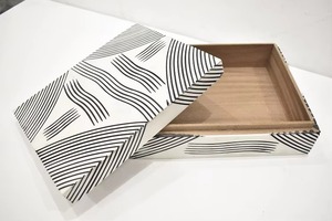 Best Quality Handcrafted Black White Abstract Line Storage <b>Box</b> <b>with</b> <b>Lid</b> Stylish Home <b>Decor</b> Storage Solution Available For Sale - Product Image 3