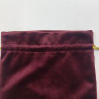 Pochette en velours à cordon personnalisable avec logo, réutilisable pour le rangement de bouteilles de vin et les bonbons de mariage