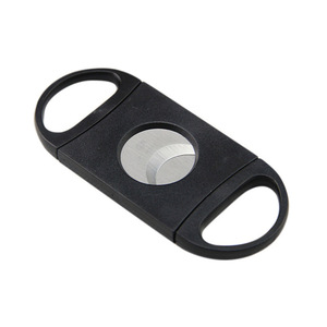 Accessoires pour cigares personnalisés en gros Coupe-cigare à double lame en plastique avec logo personnalisé - Product Image 1