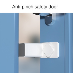 Nouveau verrou de sécurité pour enfant Anti-pincement arrêt de <span class=keywords><strong>porte</strong></span> coupe-vent Anti-Collision <span class=keywords><strong>porte</strong></span> Clip carte <span class=keywords><strong>bloc</strong></span> plastique bébé Protection armoire portes - Product Image 2