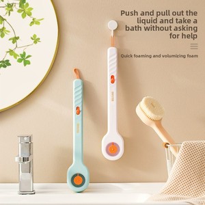 Brosse de douche à long manche en ABS, poils doux, exfoliation, distributeur de savon, brosse de massage confortable pour le corps - Product Image 2