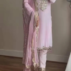 Hermosa parte superior de Georgette pesada de alta calidad con Georgette Plazzo completamente bordado y pesado para mujeres y niñas - Product Image 1