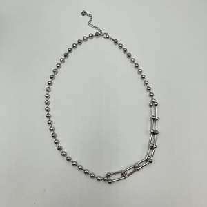 CBBA-1448 สร้อยคอประดับลูกปัดแฟชั่น เครื่องประดับที่หรูหราและมีสไตล์ - Product Image 1