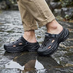 Sabots fermés pour hommes Yearning en EVA à plateforme et perforations – Imperméables, respirants, légers, séchage rapide, antidérapants, écologiques - Product Image 3